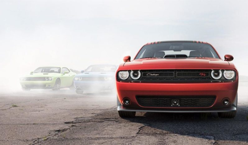 Dodge Challenger full