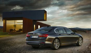 BMW 740i xDrive Sedan full