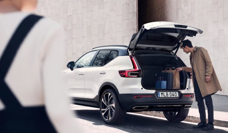 Volvo XC40 full