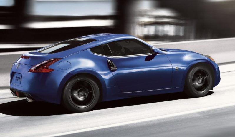 Nissan 370z Coupe full