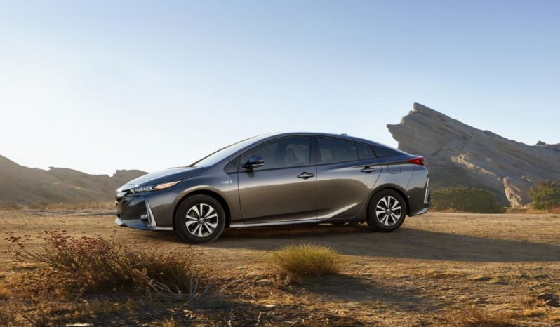 Toyota Prius Prime full