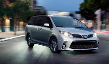 Toyota Sienna full