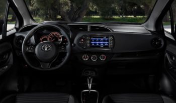 Toyota Yaris full