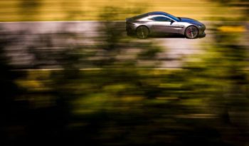 Aston Martin Vantage full