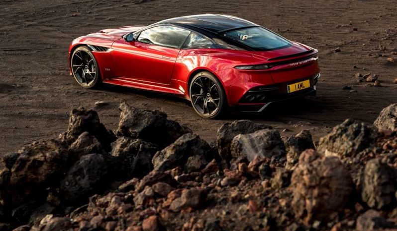 Aston Martin DBS Superleggera full