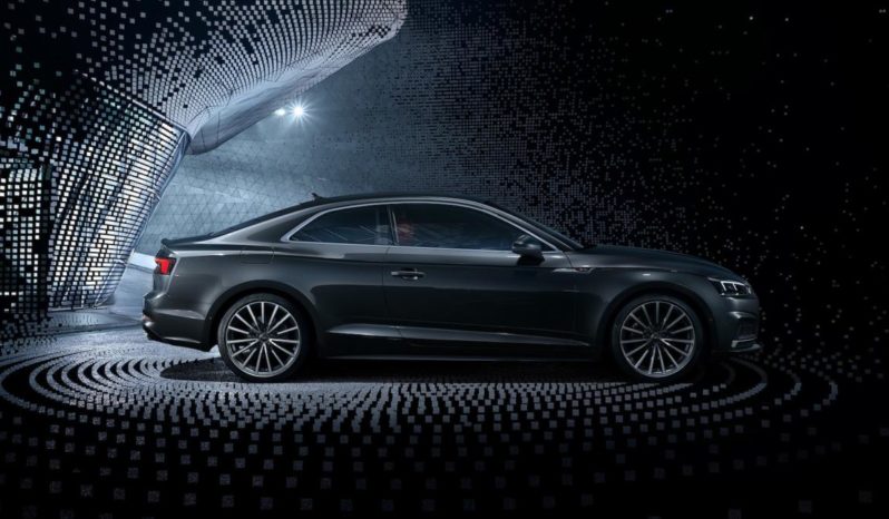 Audi A5 Coupe full
