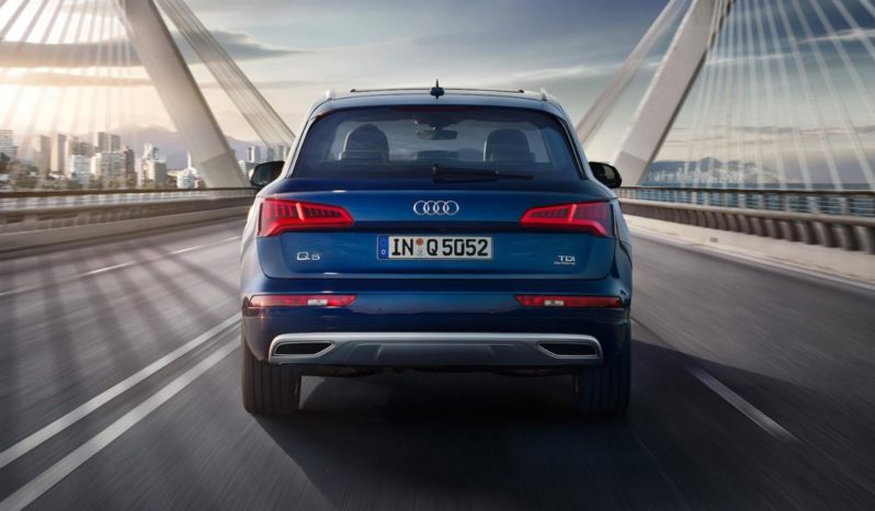 Audi Q5 full