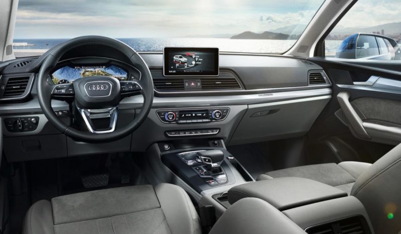Audi Q5 full