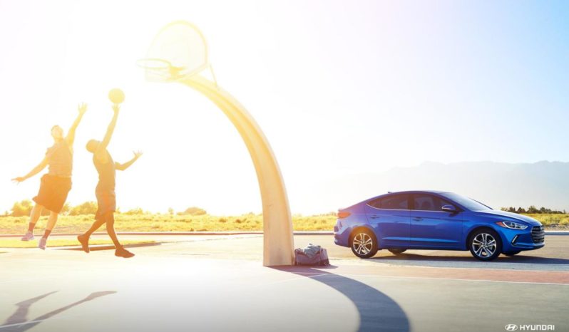 Hyundai Elantra full