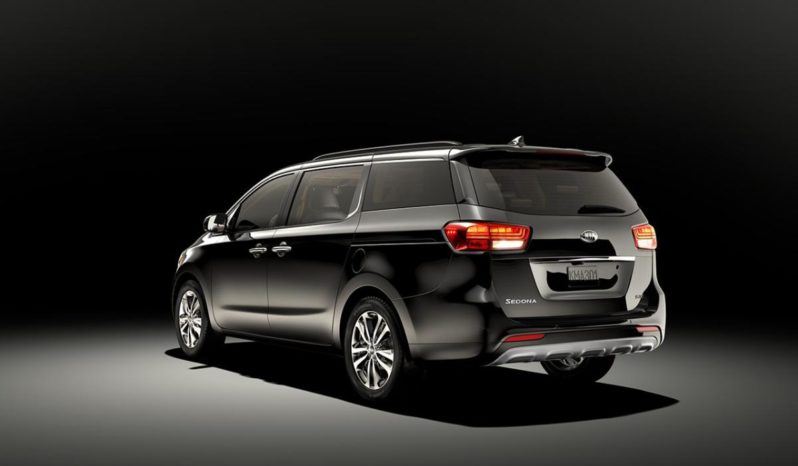 Kia Sedona full