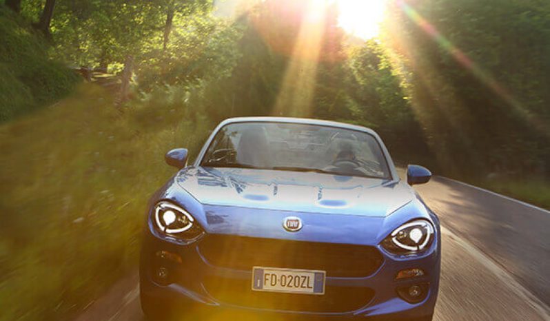 Fiat 124 Spider full