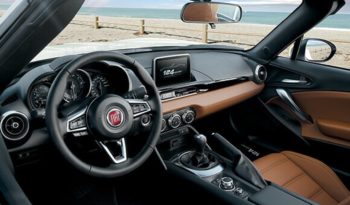 Fiat 124 Spider full