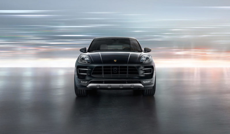 Porsche Macan Turbo full