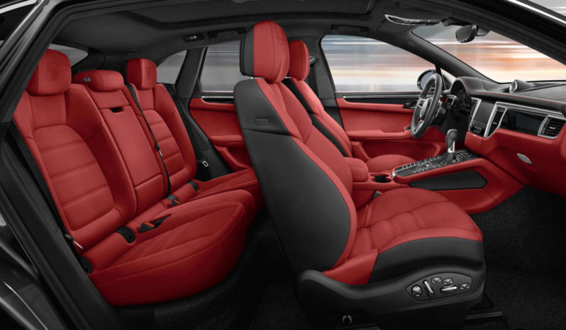 Porsche Macan Turbo full