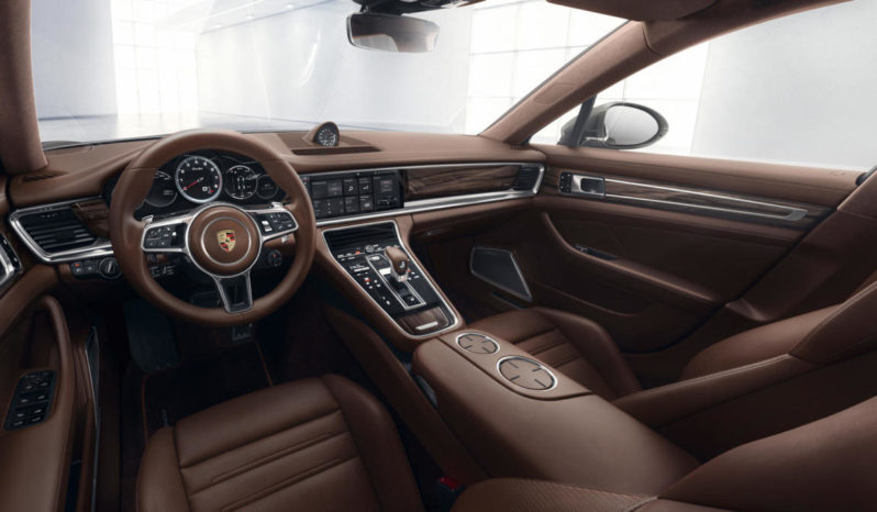Porsche Panamera Turbo full