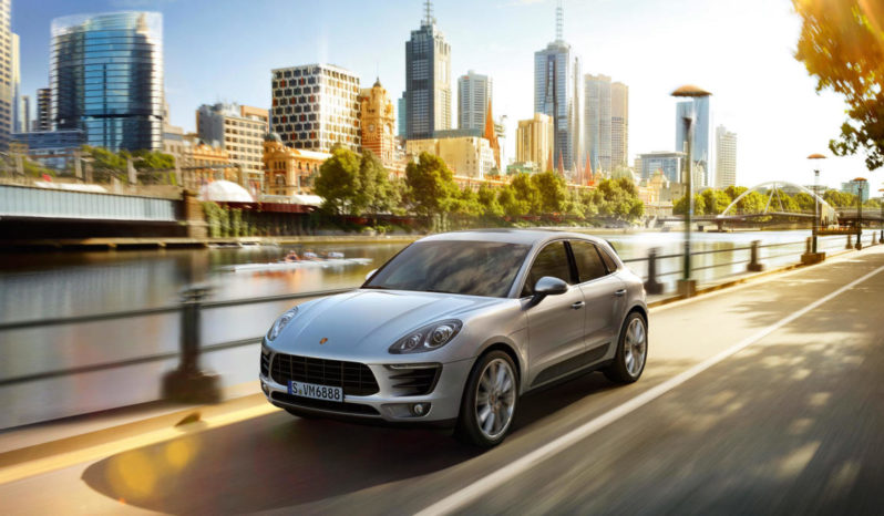 Porsche Macan full