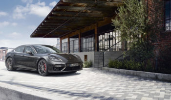 Porsche Panamera Turbo full