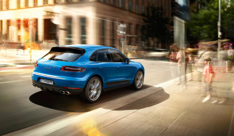 Porsche Macan full