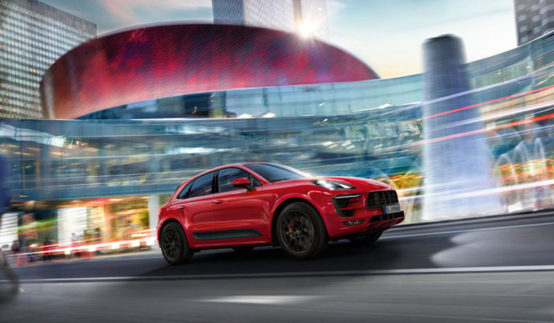 Porsche Macan GTS full