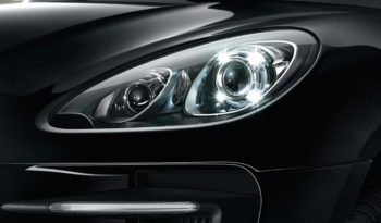 Porsche Macan Turbo full
