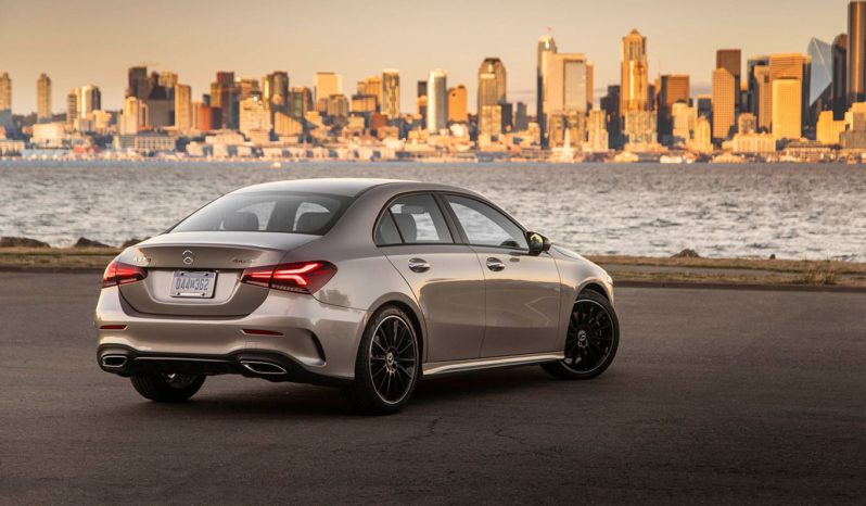 Mercedes-Benz A220 4Matic full