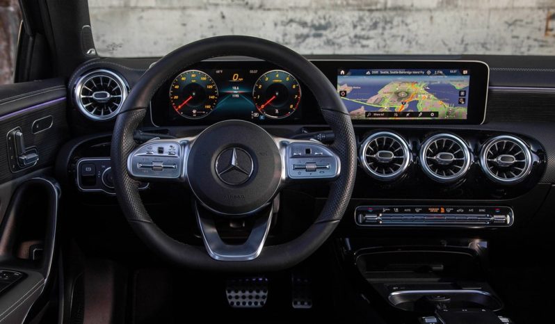 Mercedes-Benz A220 4Matic full
