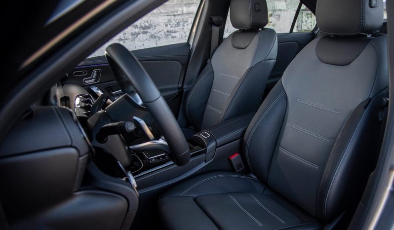 Mercedes-Benz A220 4Matic full