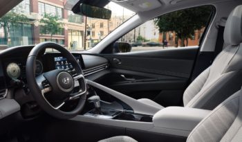 Hyundai Elantra full