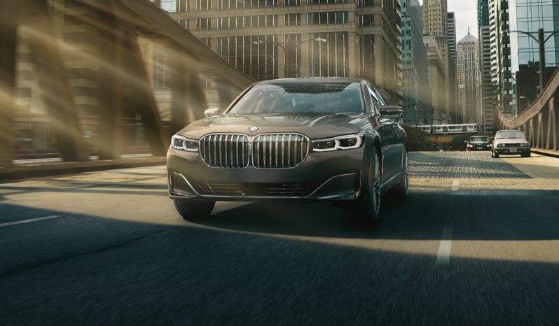BMW 750i xDrive full