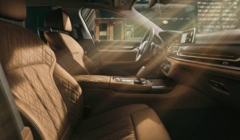 BMW 750i xDrive full