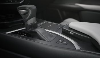 Lexus UX250h full