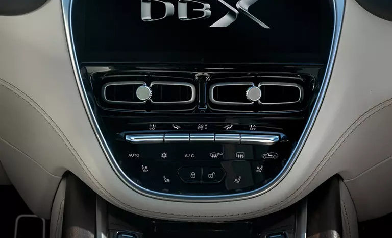 Aston Martin DBX full